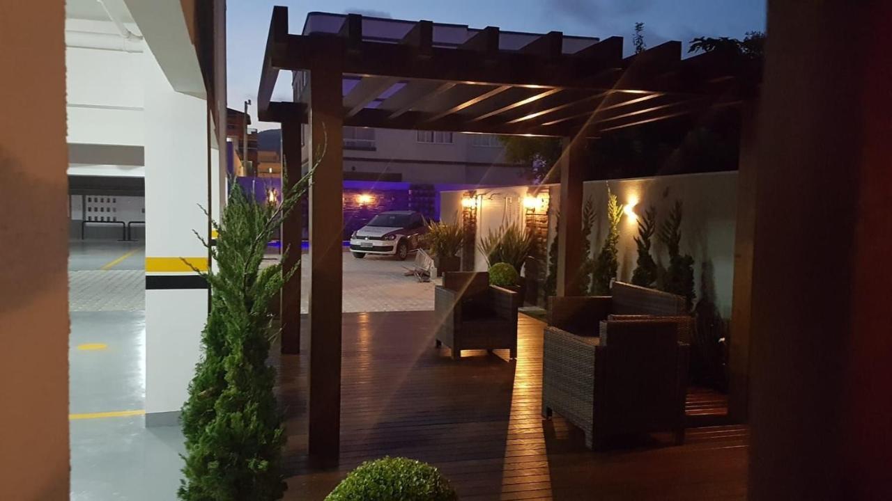 VAR-101A Dpto amplio en condomínio cerrado con piscina Bombinhas Exterior foto